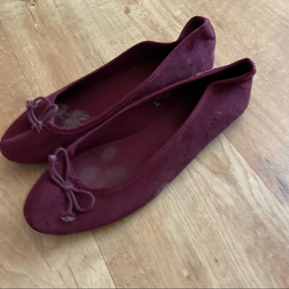 Maroon ballet flats - Picture 9 of 9